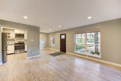 3224 Timmons Ln unit 155, Houston, TX 77027 - photo 7