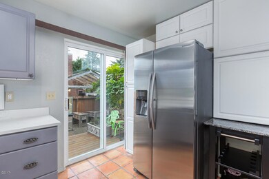 1225 SW Harbor Ave, Lincoln City, OR 97367 - photo 5