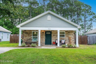 1 Exterior (1 of 3)
