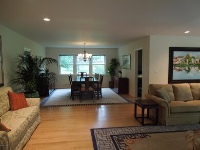 408 Taconic Rd, Greenwich, CT 06831 - photo 5