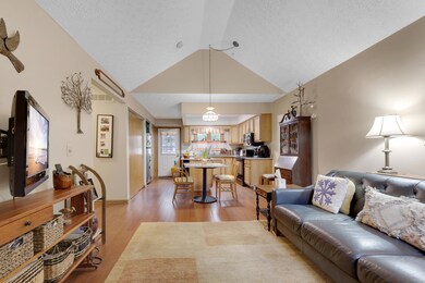 5782 Thada Ln, Columbus, OH 43229 - photo 6