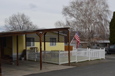 1790 Selah Loop Rd unit 81, Selah, WA 98942 - photo 3