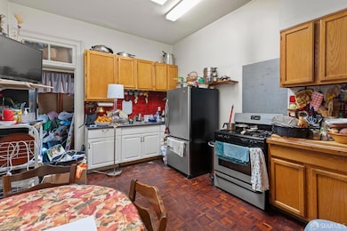 1134-1136 Treat Ave, San Francisco, CA 94110 - photo 7