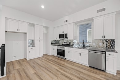 14105 Faith Forest Dr, Houston, TX 77047 - photo 3