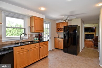 4359 Cub Run Rd, Chantilly, VA 20151 - photo 5