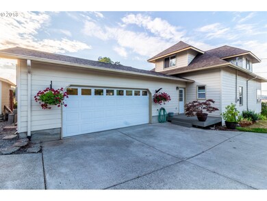 608 E C St, Rainier, OR 97048 - photo 6