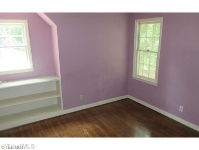 1st Bedroom.