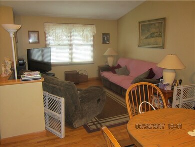 183 Richmond Dr, Warwick, RI 02888 - photo 4