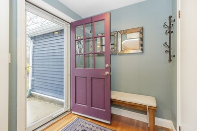 64 Hodge Rd, Arlington, MA 02474 - photo 2