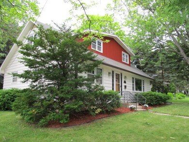 15 Grove St, Evansville, WI 53536 - photo 4