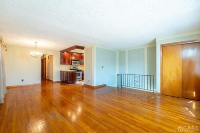 589 Johnstone St, Perth Amboy, NJ 08861 - photo 4