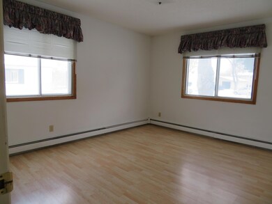 3306 2nd St N unit D26, Fargo, ND 58102 - photo 7