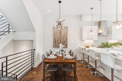 614 N 5th St, Philadelphia, PA 19123 - photo 2