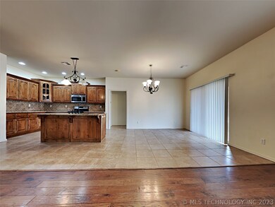 unlisted-address, Owasso, OK 74055 - photo 5