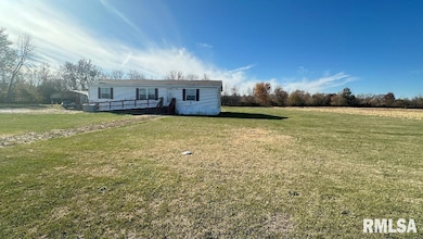 3734 W 5th St, Quincy, IL 62305 - photo 2