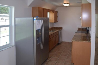 1010 Norman Ct, Brandon, FL 33510 - photo 4