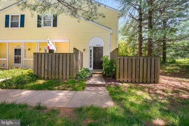 18050 Rolling Meadow Way, Olney, MD 20832 - photo 2