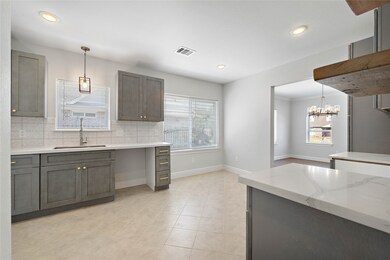 3346 Oakdale St, Houston, TX 77004 - photo 2