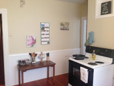 221 Cole Ave unit 3rd, Providence, RI 02906 - photo 4