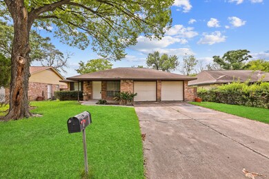 10527 Summerbrook Dr, Houston, TX 77038 - photo 2