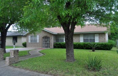 518 Martinez Ave, Alamo, TX 78516 - photo 2