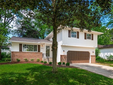 002_88e_N 6019 Beechcroft 101