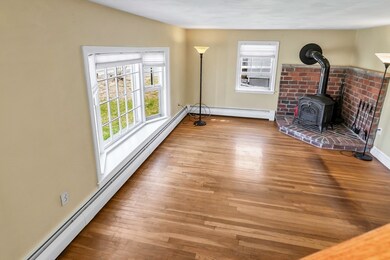 396 Oak St, Methuen, MA 01844 - photo 6