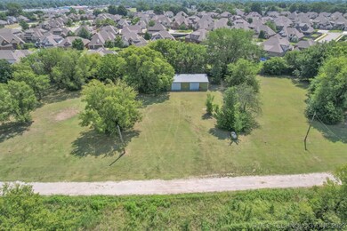 10205 S 137th Ave E, Broken Arrow, OK 74011 - photo 2