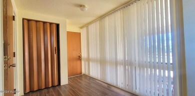vestibule to garage
