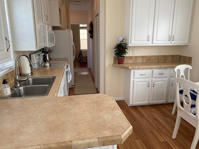 Kitchen eating area hall