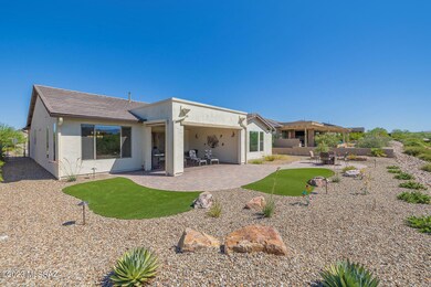 Covered Patio & Yard