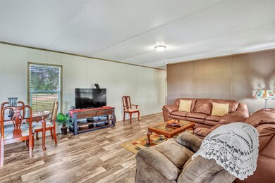 4914 Graves Rd, Alvin, TX 77511 - photo 5