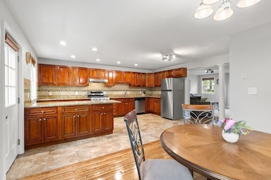 104 Crescent St unit 1, Waltham, MA 02453 - photo 7