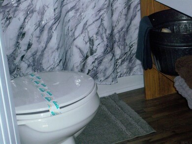 PROPERTY HAS 3 BATHROOMS