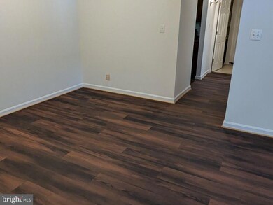 202 Buckingham Ln unit 302, Stafford, VA 22556 - photo 6