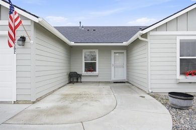 6302 Westport Ln, Pasco, WA 99301 - photo 3
