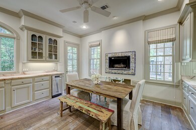 1 Hudson Cir, Houston, TX 77024 - photo 7