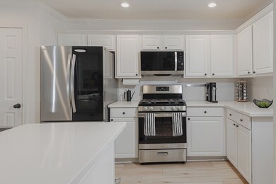 70 N Walden Elms Cir, Spring, TX 77382 - photo 5