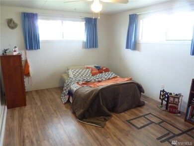 274 Twin Oaks Rd, Chehalis, WA 98532 - photo 7