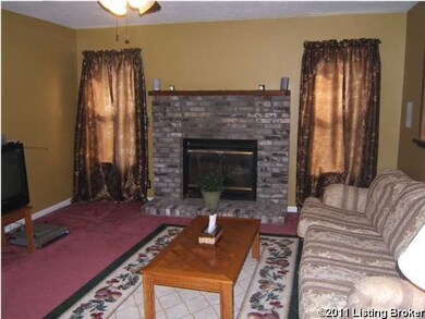 401 Ford Dr, Mount Washington, KY 40047 - photo 2