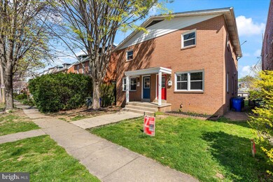 704 Trail Ave, Frederick, MD 21701 - photo 2