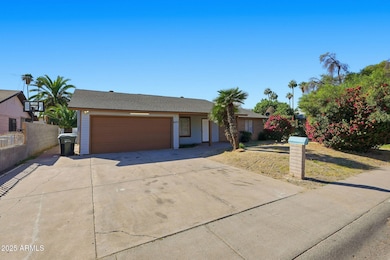 6437 W College Dr, Phoenix, AZ 85033 - photo 2