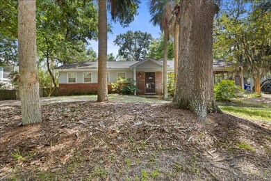 215 Forest - Exterior 2