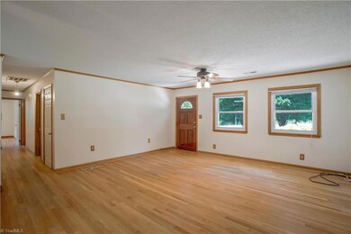 236 Donna Rd, Asheboro, NC 27205 - photo 7