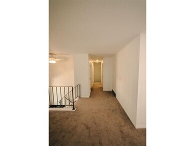 3525 Dunham Dr SW, Cedar Rapids, IA 52404 - photo 7