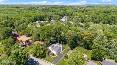 14 Leonard Dr, Morganville, NJ 07751 - photo 2