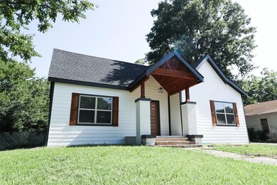 617 E 9th St, Bonham, TX 75418 - photo 4