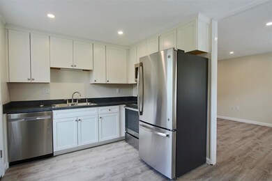 1 Colonial Rd unit 1, Windham, NH 03087 - photo 4