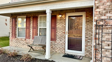 859 Pine Lake Dr, Greenwood, IN 46143 - photo 3