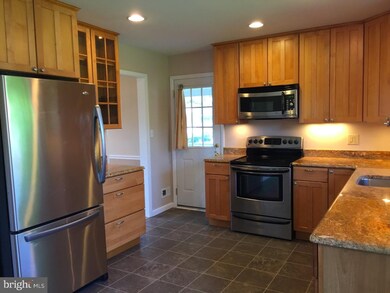 4654 Dartmoor Dr, Wilmington, DE 19803 - photo 4